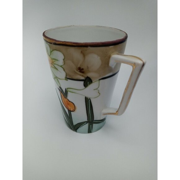 Nippon Hand Painted Floral Mug Daffodil Design Porcelain Collectible Drinkware - Picture 2 of 10